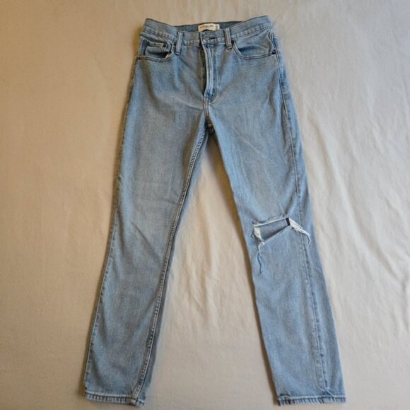 Abercrombie & Fitch The Skinny High Rise Ripped Knee Light Blue Jeans - Picture 11 of 11